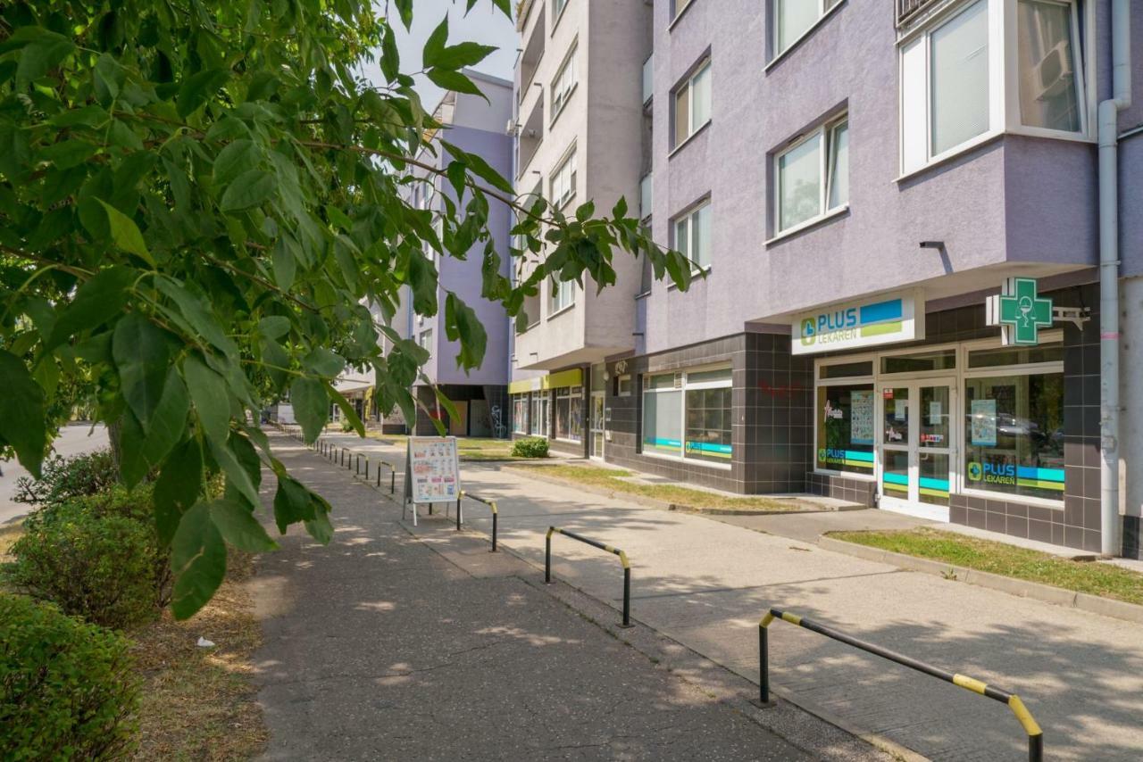 Vesna Convenient Apartment Bratislava Exterior photo